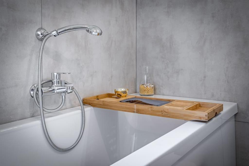 Luxury Limonaia With Jacuzzi Near Florence San Jacopo al Girone Zewnętrze zdjęcie