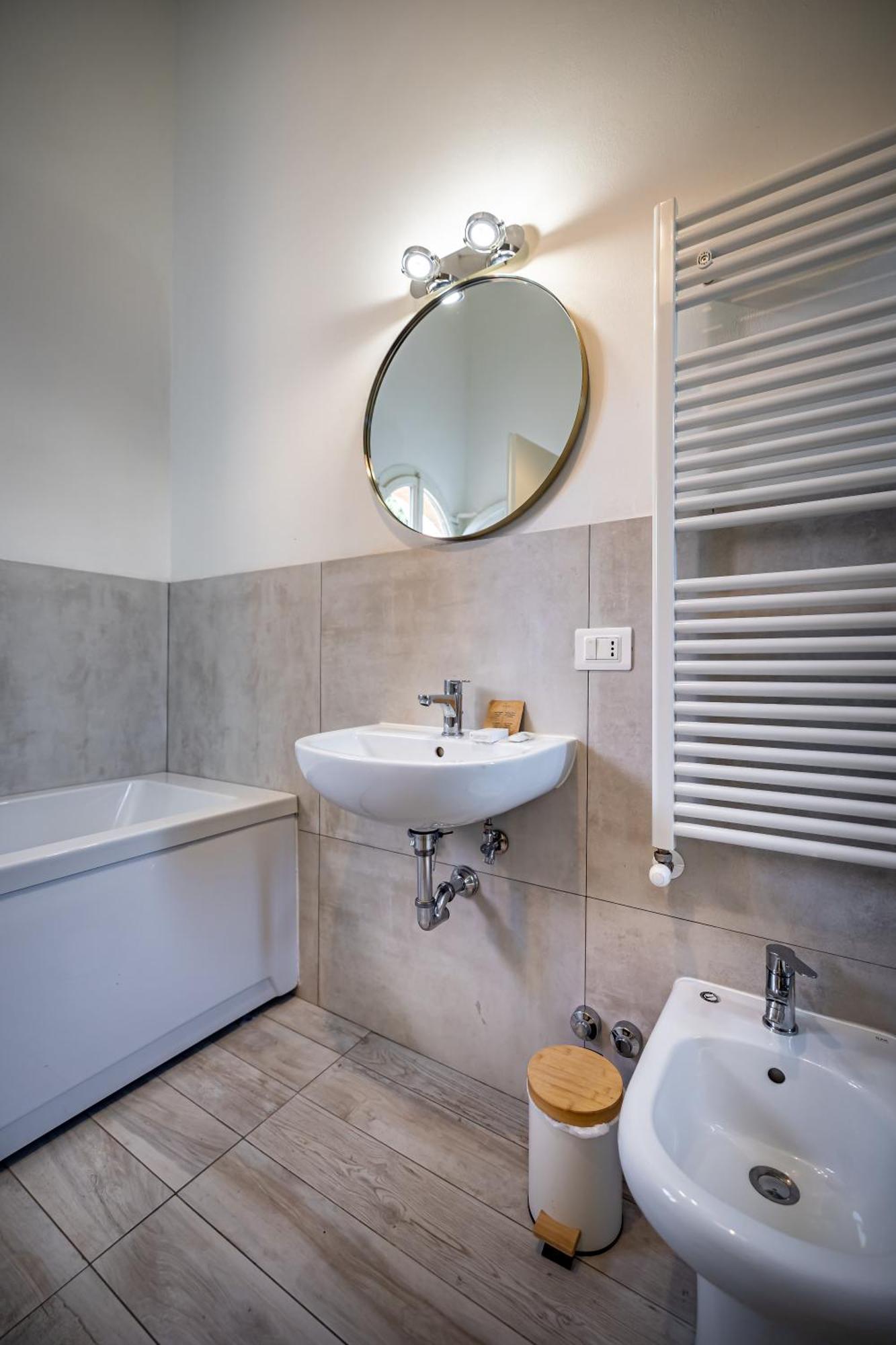 Luxury Limonaia With Jacuzzi Near Florence San Jacopo al Girone Zewnętrze zdjęcie